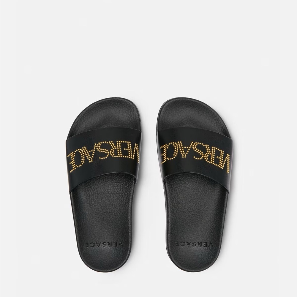 Versace STUDDED VERSACE LOGO  pool slides size 40. Worn once almost perfect